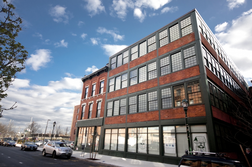 38 crown street in new haven ct pmc property group apartments